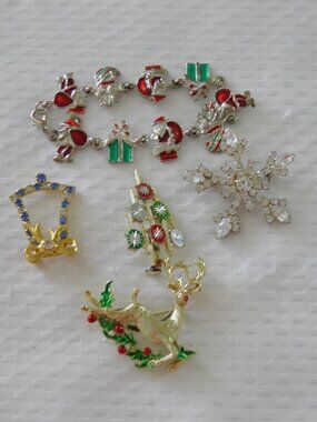 Lot of 5 Christmas Jewelry - pins and bracelet